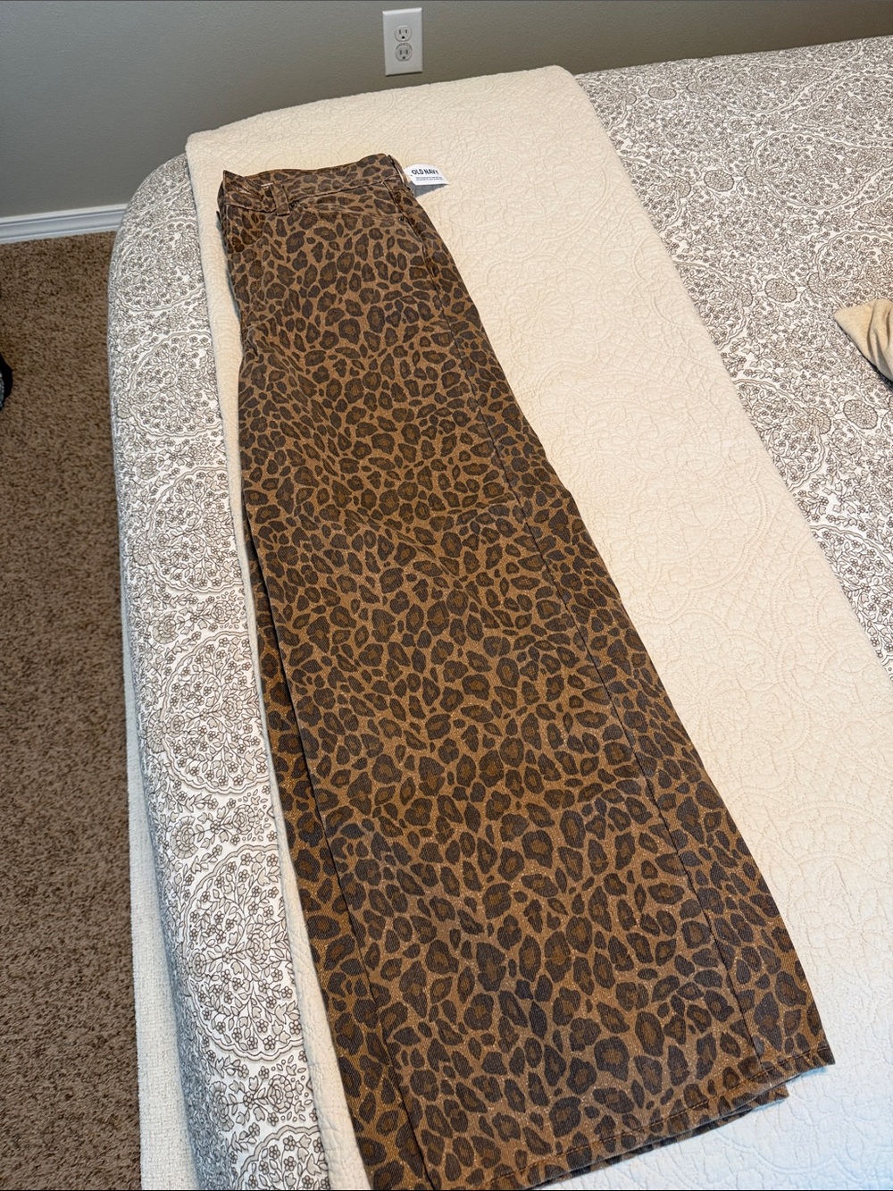 Old Navy Brown Leopard-Print Wide Leg Jeans